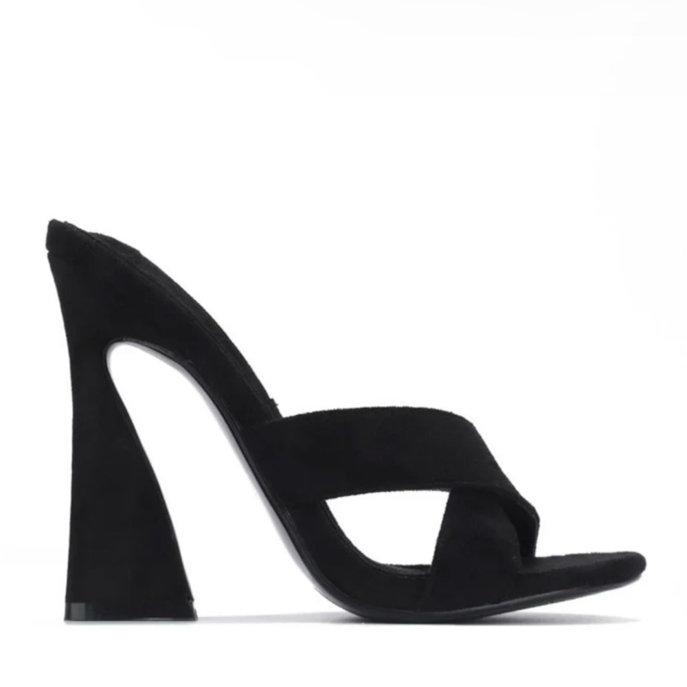 Helen - Mule Black Heel
